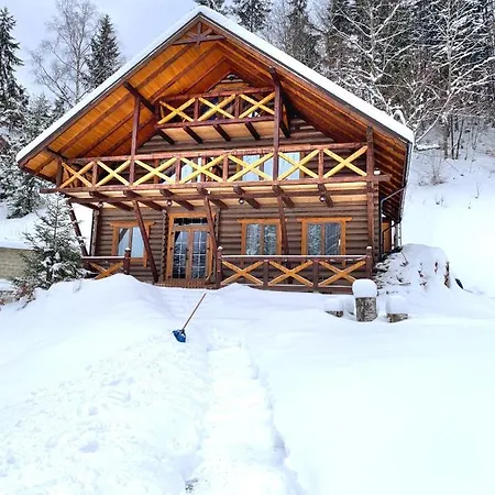 Holiday home терношорська лада Snidavka